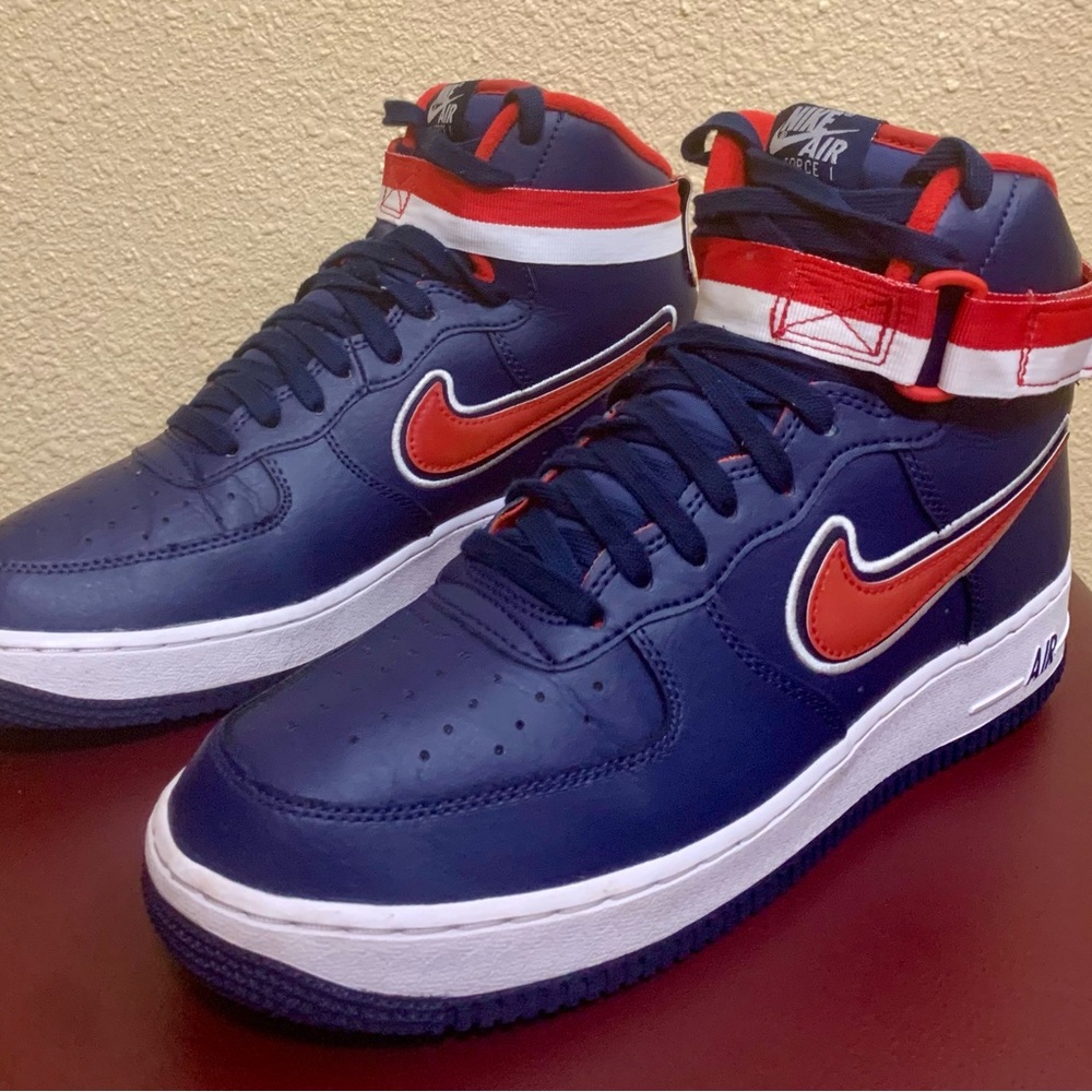 Nike Air Force 1 High '07 LV8